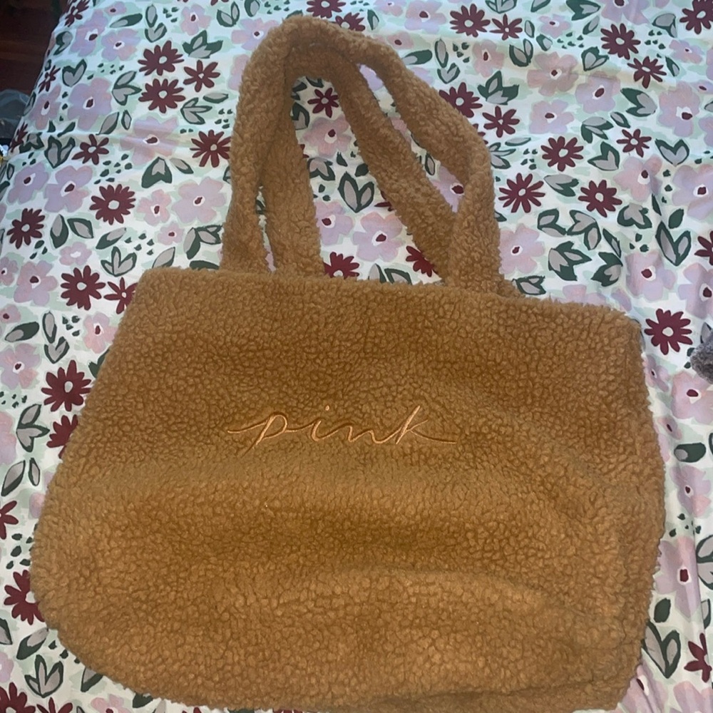 Brown fluffy VS pink Tote